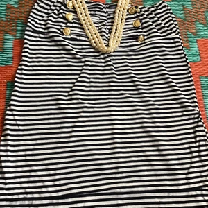 Tröja och halsband  - Fint Tröja plus halsband. Fint skick. Storlek S. Pärlor halsband 