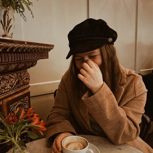 Super fin kappa 🧥  - Kappa från H&M, väl använd så i ok skick. Storlek 36/S