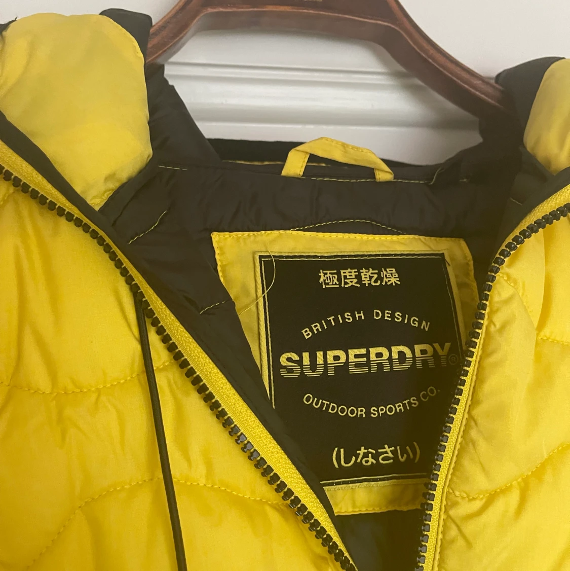 Superdry jacka  - 90