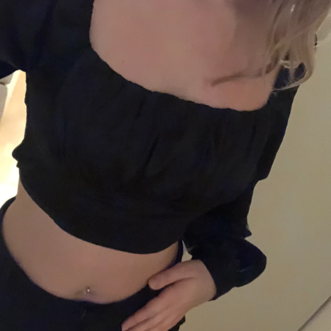 Fest topp med fina detaljer - 90