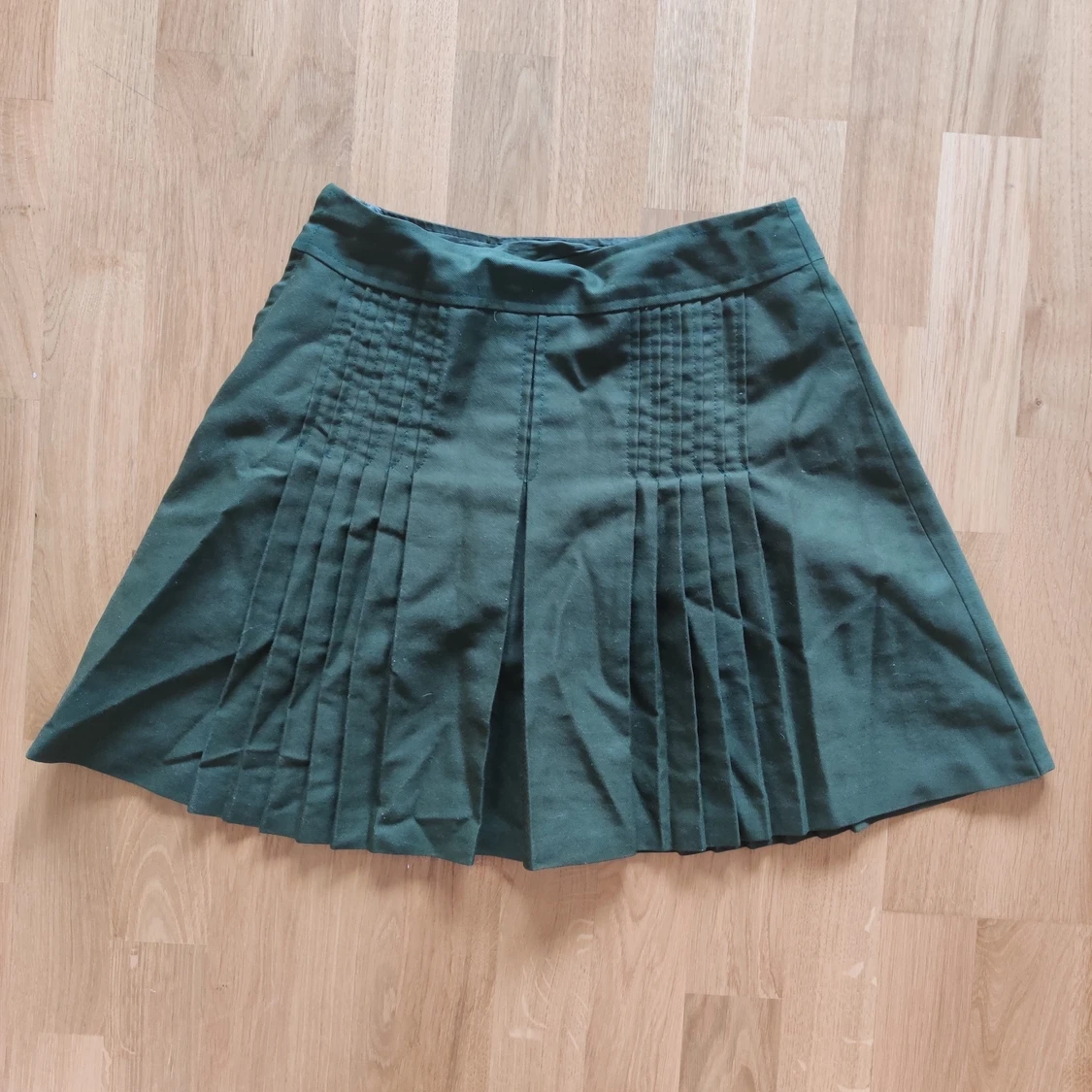 Militärgrön minikjol  - 90