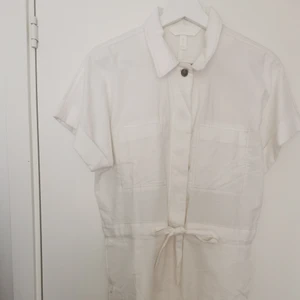 H&M jumpsuit size 40 - White jumpsite which has not been used. It does still have the tag on it