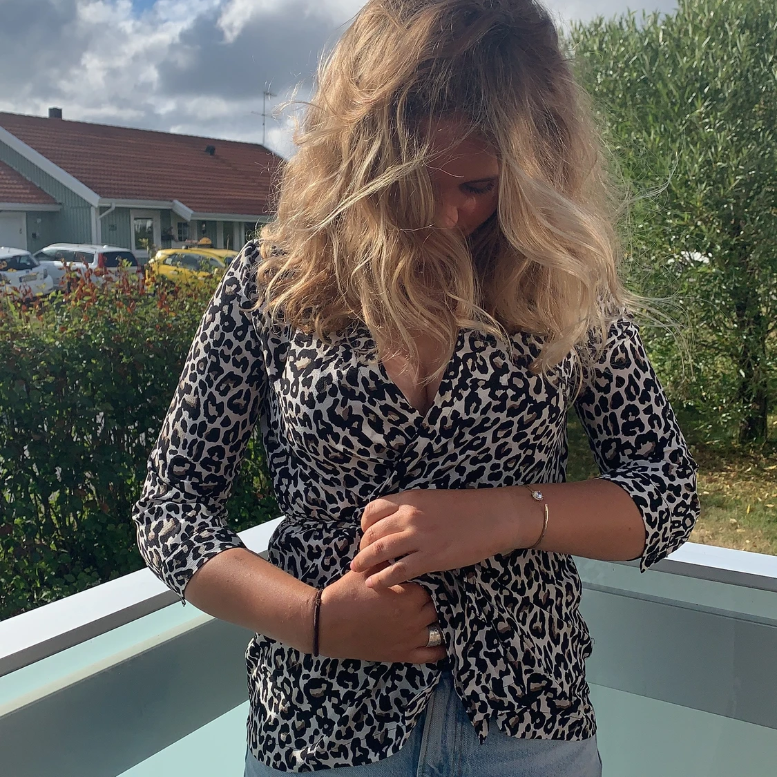 Leo blus i strl XS men funkar även som S - 90