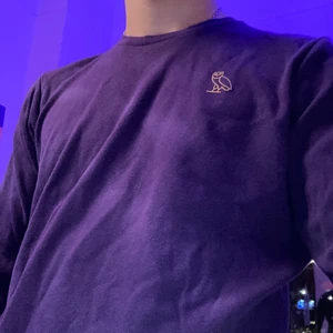 OVO longsleeve size S - Its in good condition and I have had it in about 3 years. It fits a bit tight on me and the material is quite thick. Bought it in the OVO store in London