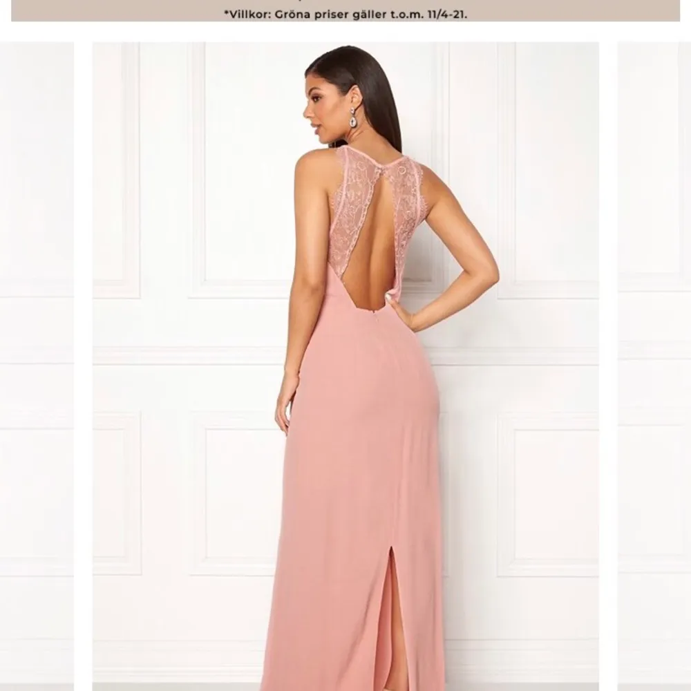 Säljer min klänning som jag hade på min bal! Fint skick och väldigt bekväm! I en gammaldags rosa färg. Köpt för ca 1200kr. Klänningar.