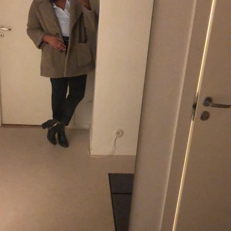 Beige Zara Jacka - 90