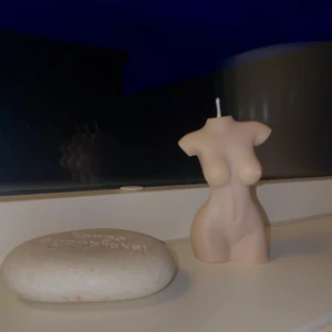 NYHET! - Ljusen finns i beige! Passa på och beställ! Instagram @makeitcandle✨🤍