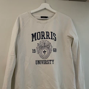 Morris tröja  - Fint skick. Använd fåtal gånger. Nypris: 1200kr. Storlek: S