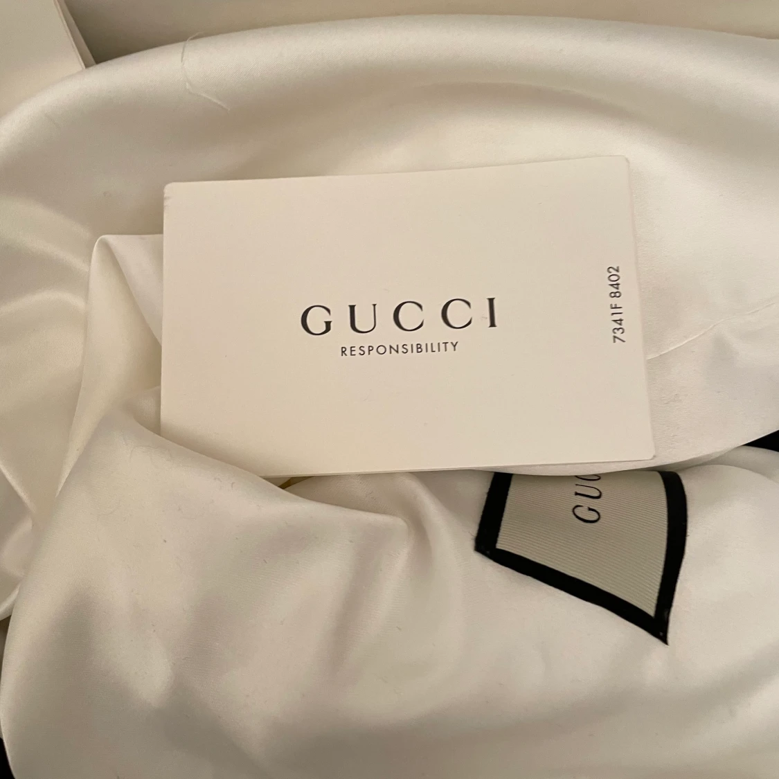 Gucci ace sneakers black uppe för byte och köpes - 90