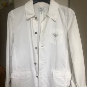 Armani  - Armani Jeans kavaj/ jacka  vit storlek 14 år 166 cm men passar även S Unisex ledig passform