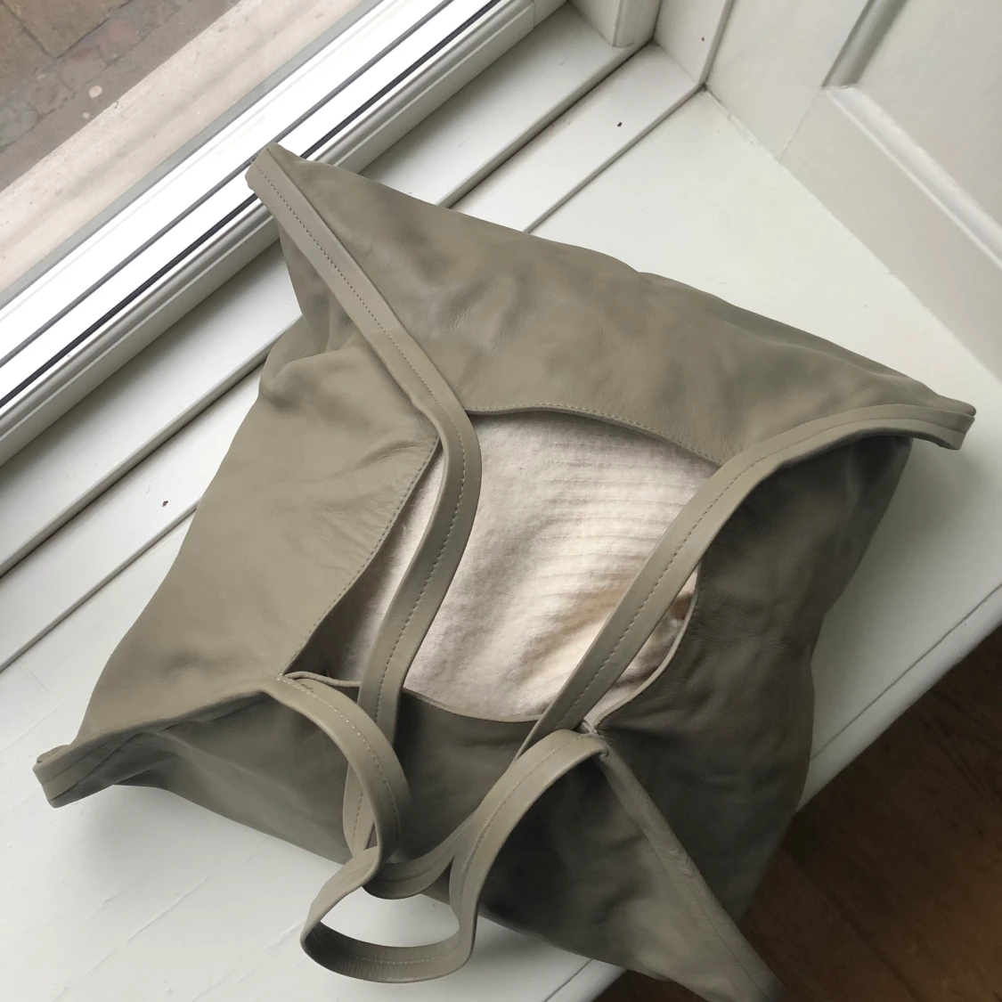 Läderväska från COS - 91