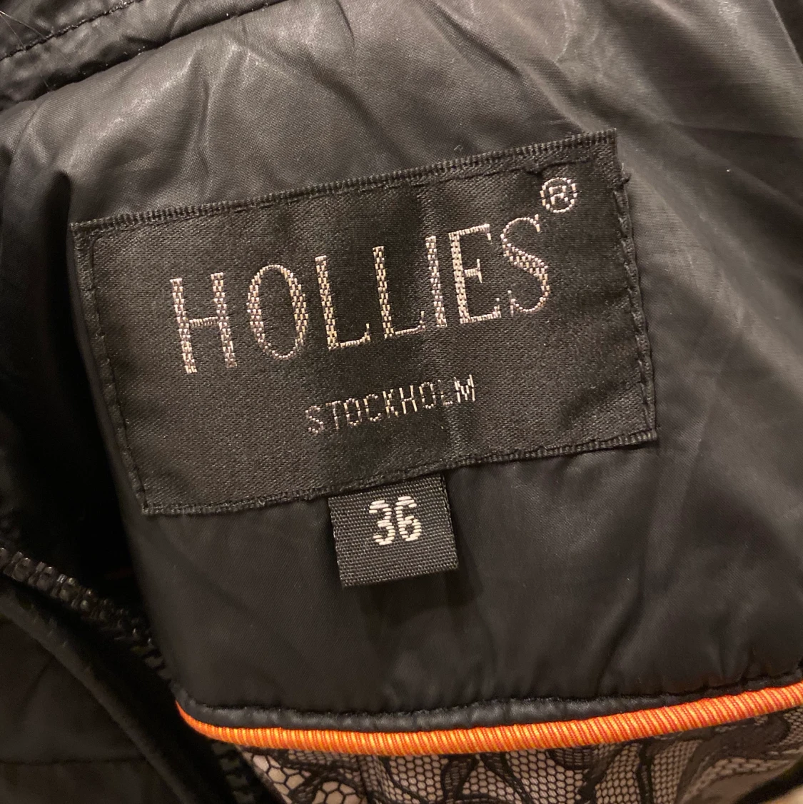 Hollies jacka i skinn, storlek 36 - 91