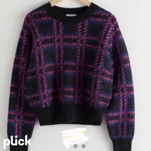 Stickad tröja - Stickad tröja ifrån & Other stories. Knappt använd💗