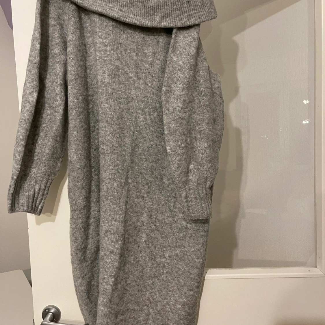 Stickad tjock klänning från hm 