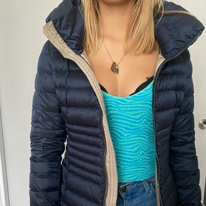 Colmar jacka - Jättesnygg Colmar jacka. Knappt använd, inga skador. originalpris ca 2000 kr