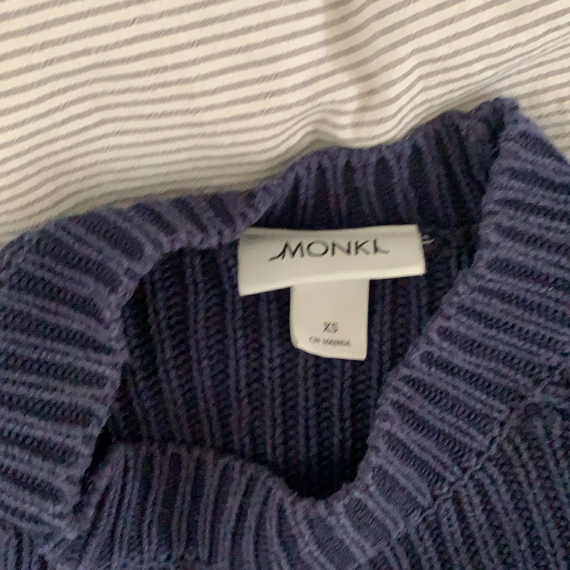 Stickad tröja  - 91