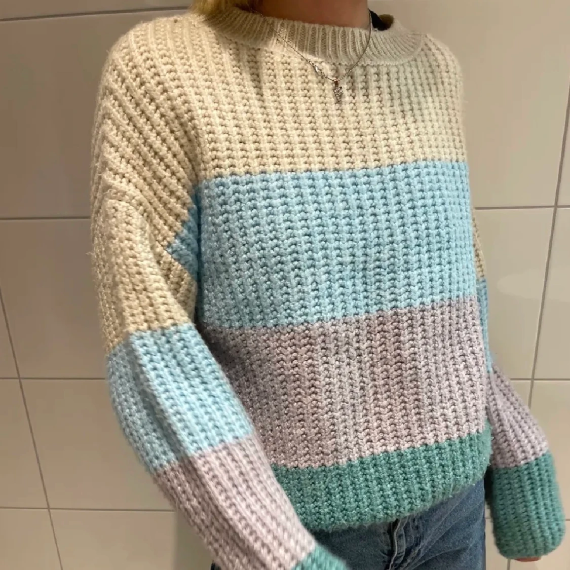Stickad tröja  - 91