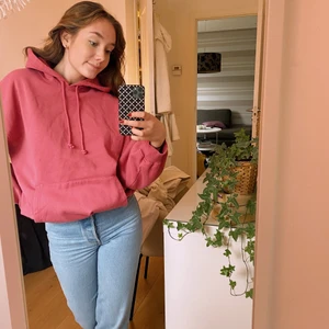 Hoodie - Jättefin, ganska overzised rosa hoodie! Använd kanske 3 gånger 💗