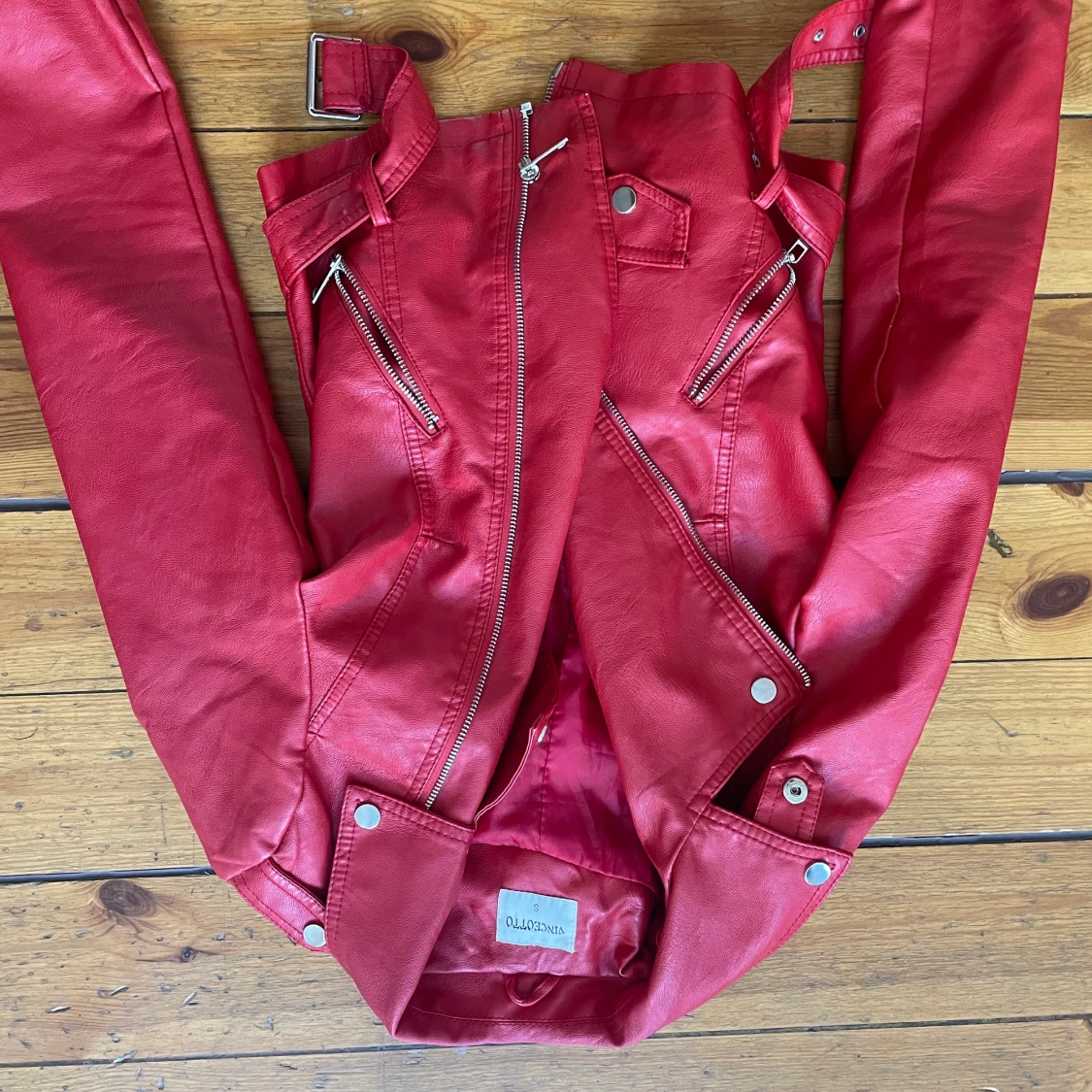 Röd snygg Skinn jacka