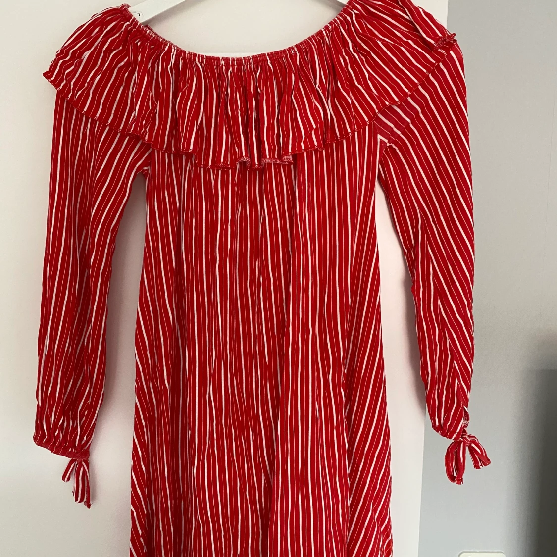 Offshoulder klänning - 91