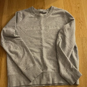 Calvin Klein tröja - Som ny, knappt använd, storlek xs
