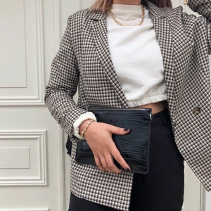 oversized kavaj  - En oversized kavaj från H&M i storlek L 😍⚡️💕🌸