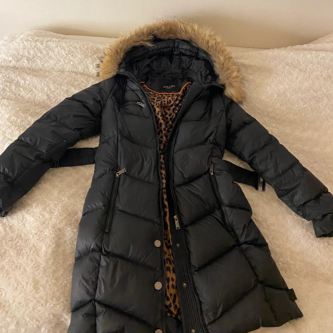 Hollies jacka med äkta päls