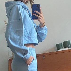 Blått mjukisset - Mjukisset i ljus blå färg💙 super mysigt och långa i benen⚡️nypris: 600kr säljer för 150 kr + frakt