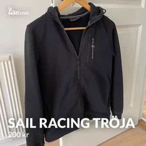 Svart sail racing - Svart sail racing kofta i barnstorlek 160💞