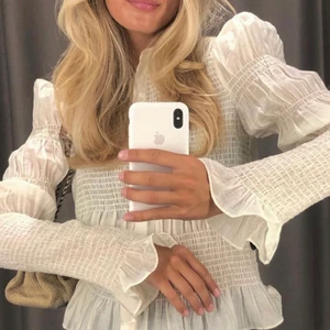 Skjorta  - Säljer en likande skjorta som är väldigt populär!! 