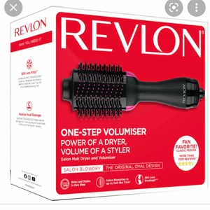 Varmluftsborste - Säljer den populära varmluftsborsten från Revlon i nyskick. 