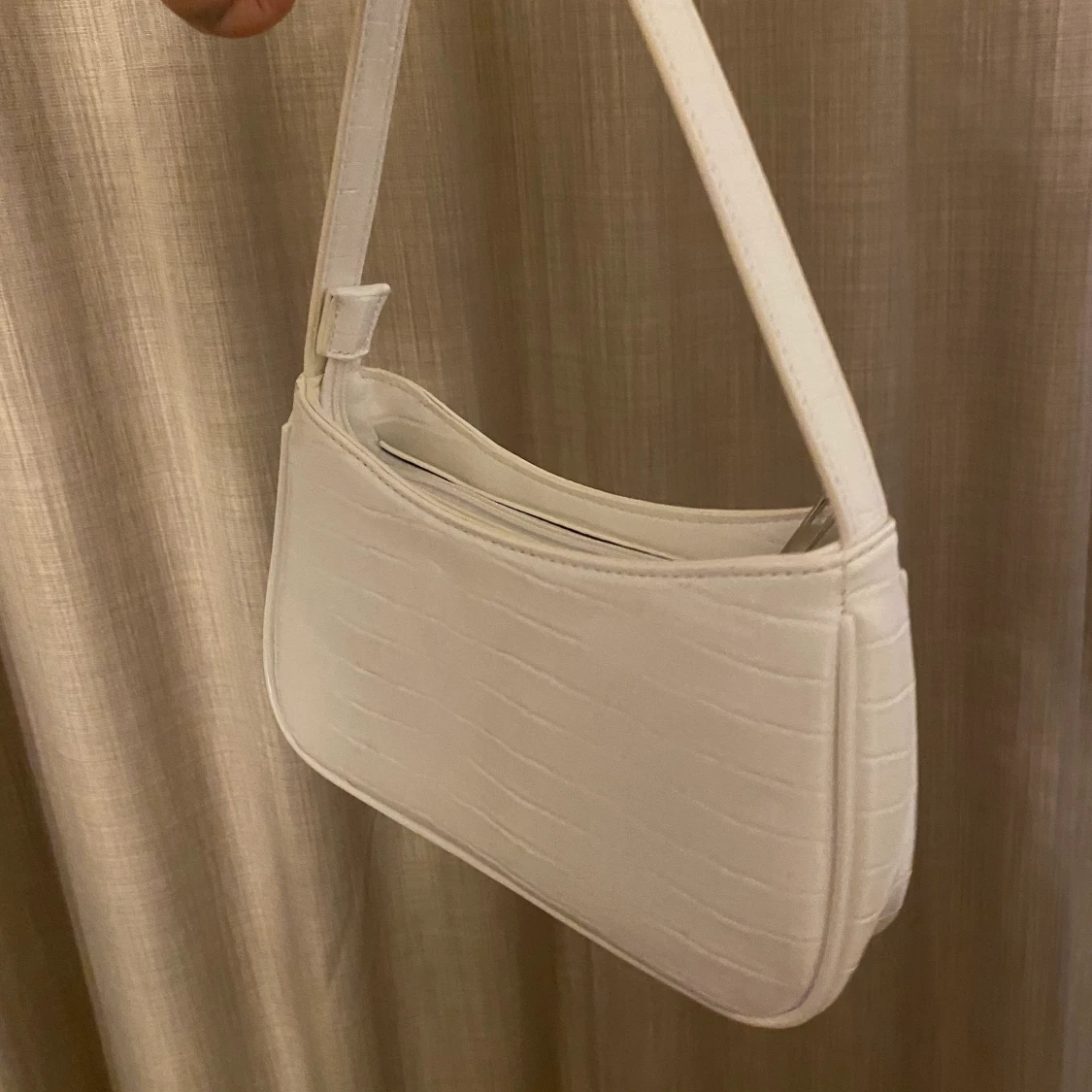 Vit väska - 90