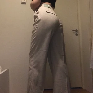 Grå byxor  - Nya, H&M, inga fläck eller hål