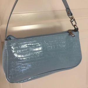 Väska - Blå väska, nästan aldrig använd! Skriv privat om ni är intresserade🥰