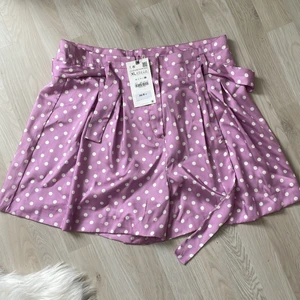 Zara shorts - Supersöta shorts från Zara som aldrig blivit använda🥰