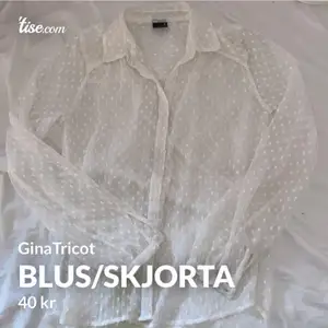 Säljer denna super söta blus/skjorta med vita prickar på.