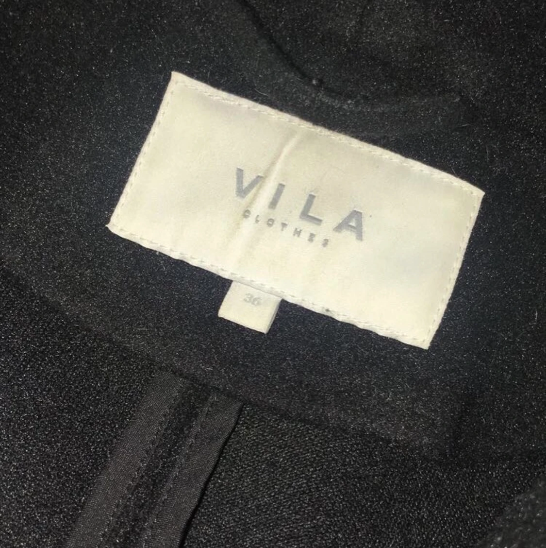 Svart damkappa strl S - 90