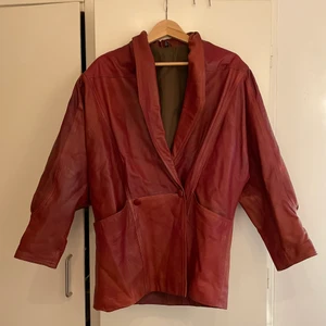 Skinnjacka  - Strl s. 80 tals retro, min mammas 