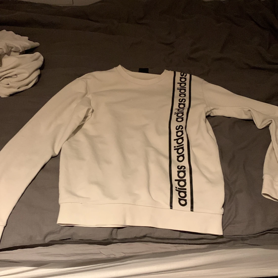 Adidas hoodie - 90