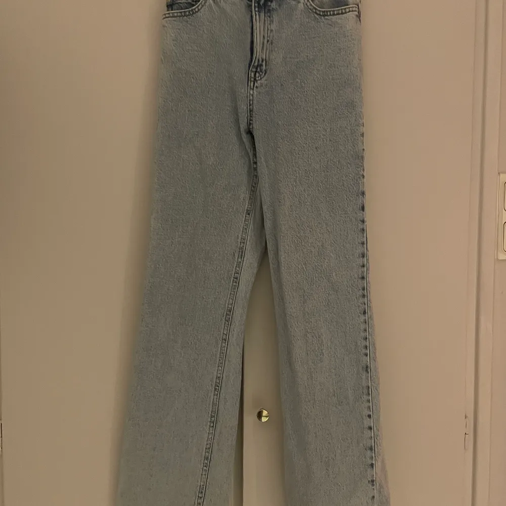 Coola jeans, fint skick och snygg färg! 50kr💓. Jeans & Byxor.
