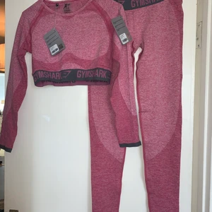 Gymshark flex ENDAST BYXOR lappar kvar  - Storlek M  Skickar mot betalning av porto :) (ansvarar ej för postens slarv)