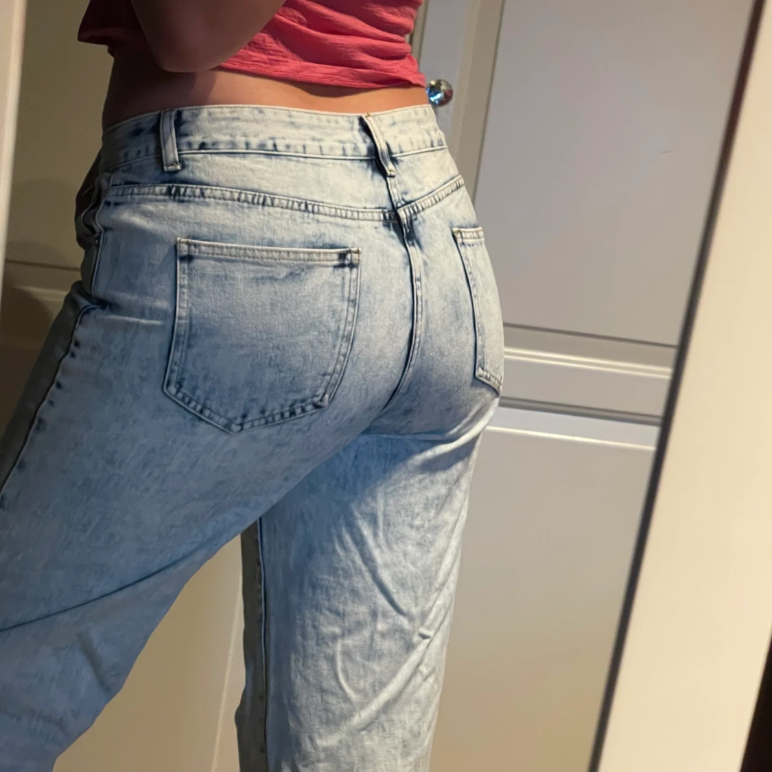 Ljusblåa jeans - 91