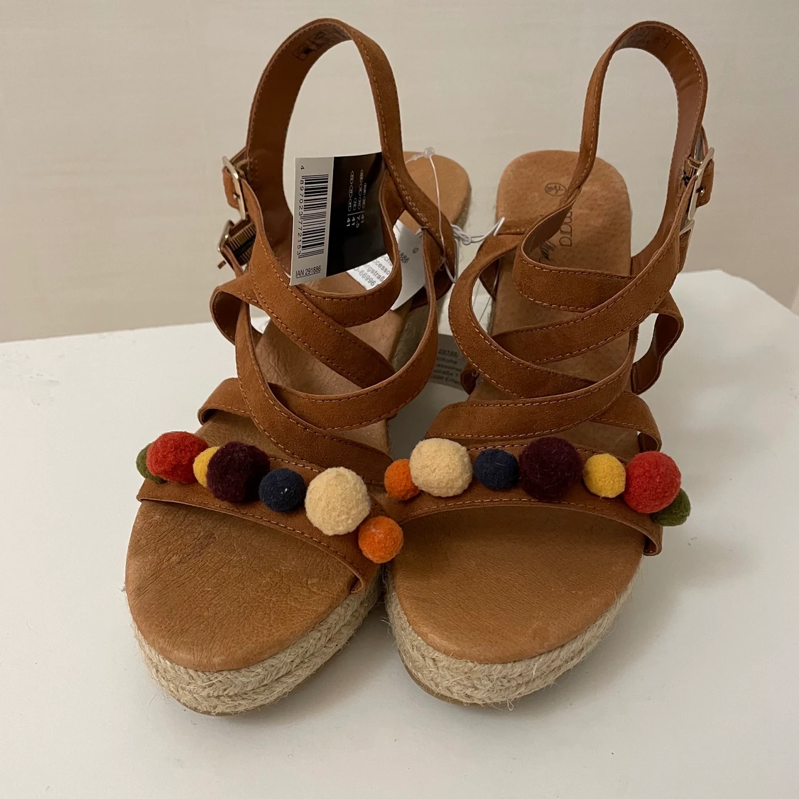 Klackskor storlek 41 oanvända 