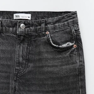 Zara 90s full length jeans grå - Köpte fel storlek, prislapp kvar, nytt skick!