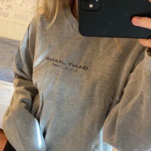 Vintage gant  - Från min pappa när han var liten(därav priset/vintage). Bud från 500, köp direkt för 650. Budgivning slutar 15:00 den 5(idag)