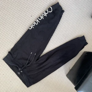 Mjukisbyxor Calvin Klein - originalpris ca 600kr