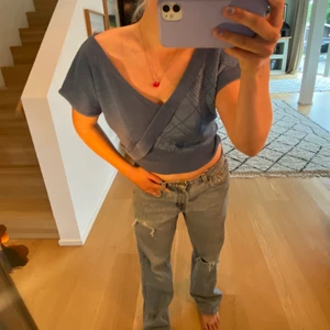 Topp - Säljer denna topp från okänt märke skriv för fler bilder 