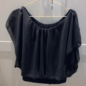 Blus - Fin blus som aldrig används.