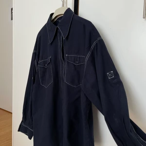 Bomull skjorta oversized  - Först till kvarn. Hämtas omgående. Säljs p.g.a flytt. 