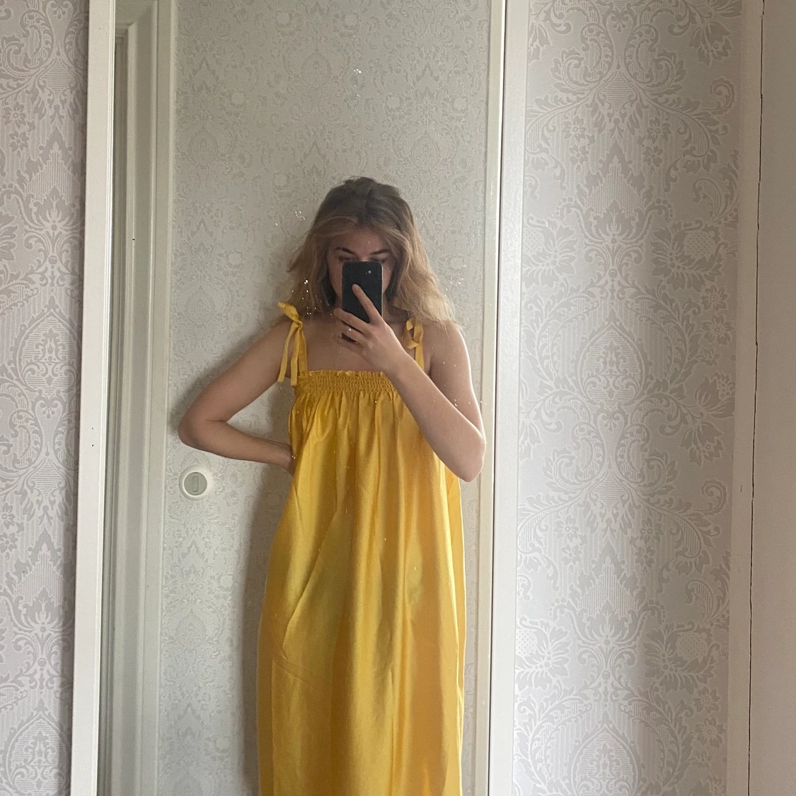 Gul sommarklänning  - 91